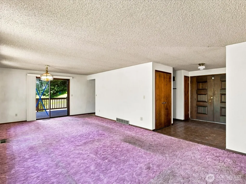 13463 Macadam Road S Tukwila WA 98168