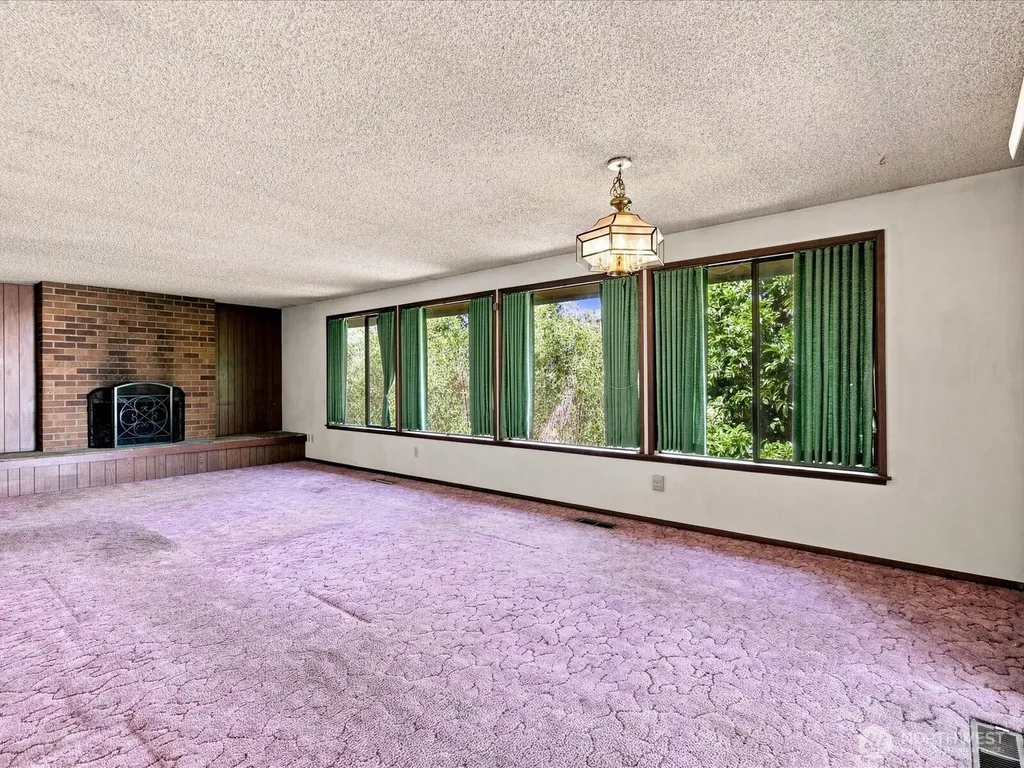 13463 Macadam Road S Tukwila WA 98168