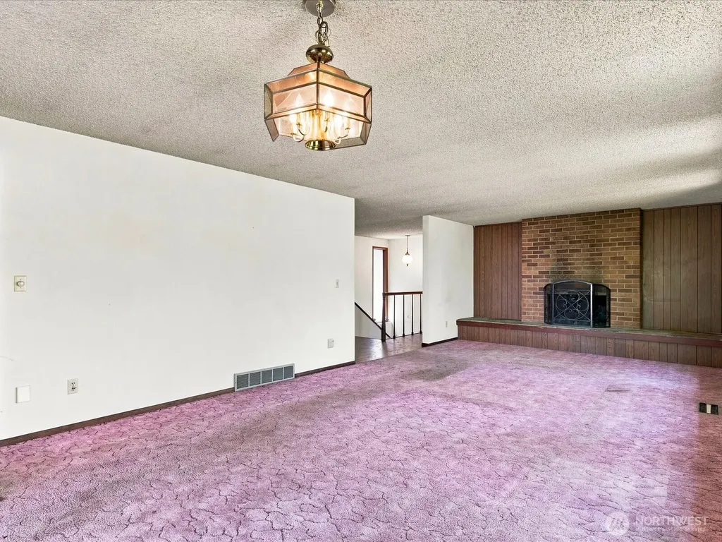 13463 Macadam Road S Tukwila WA 98168
