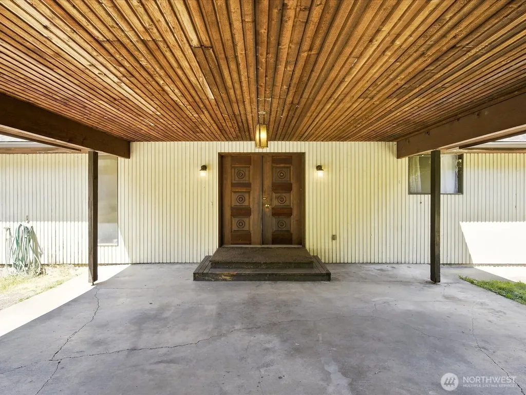 13463 Macadam Road S Tukwila WA 98168