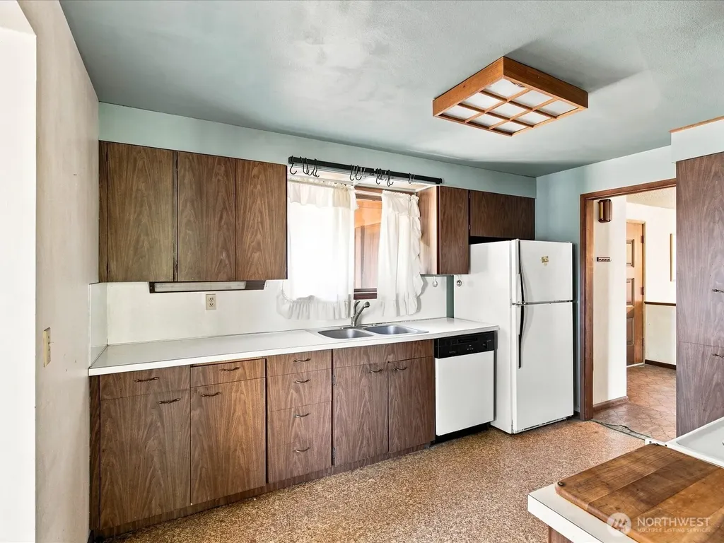 13463 Macadam Road S Tukwila WA 98168
