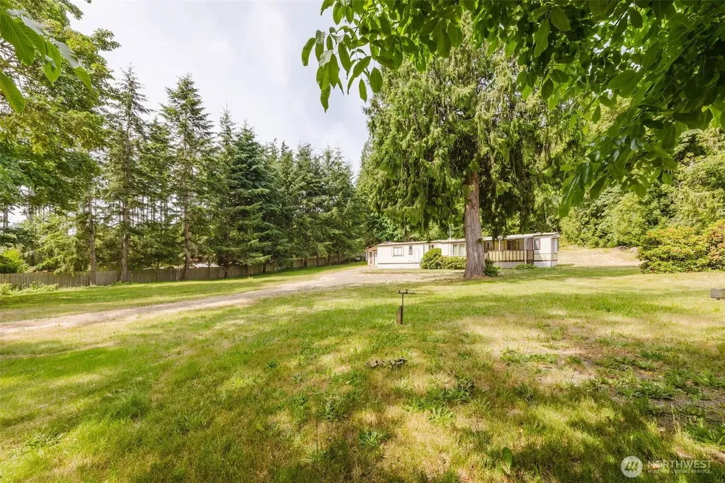 11435 Ogle Road NE Poulsbo WA 98370