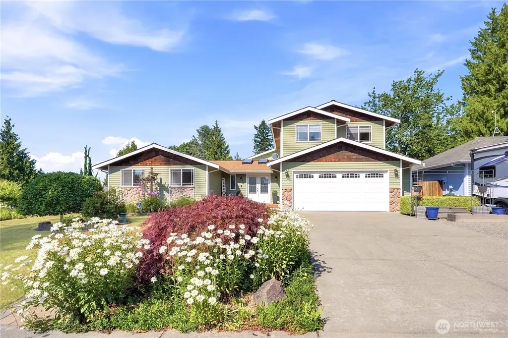 20611 6th Place W Lynnwood WA 98036