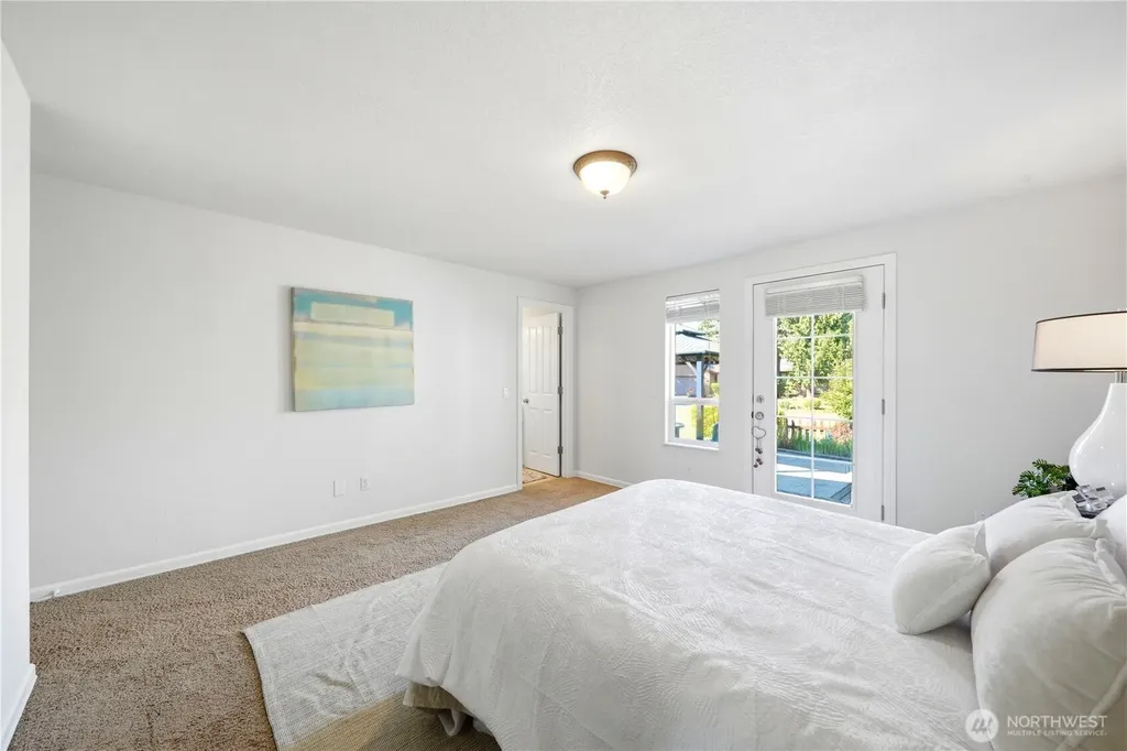 20611 6th Place W Lynnwood WA 98036