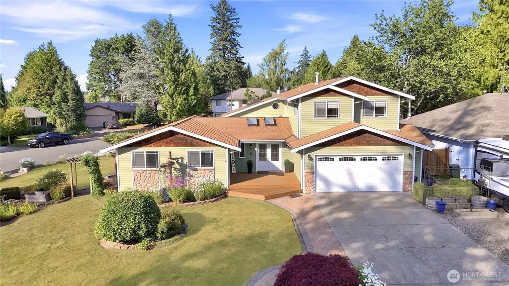 20611 6th Place W Lynnwood WA 98036