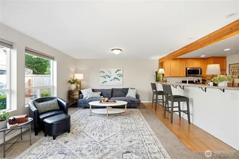 20611 6th Place W Lynnwood WA 98036