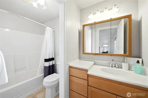 20611 6th Place W Lynnwood WA 98036