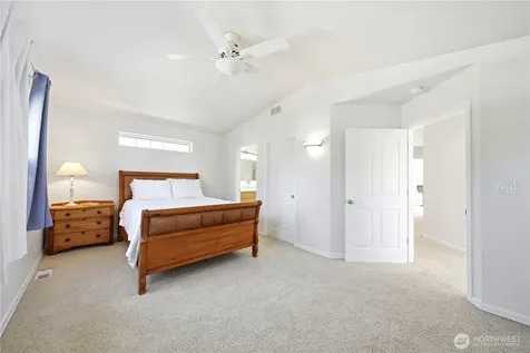 20611 6th Place W Lynnwood WA 98036