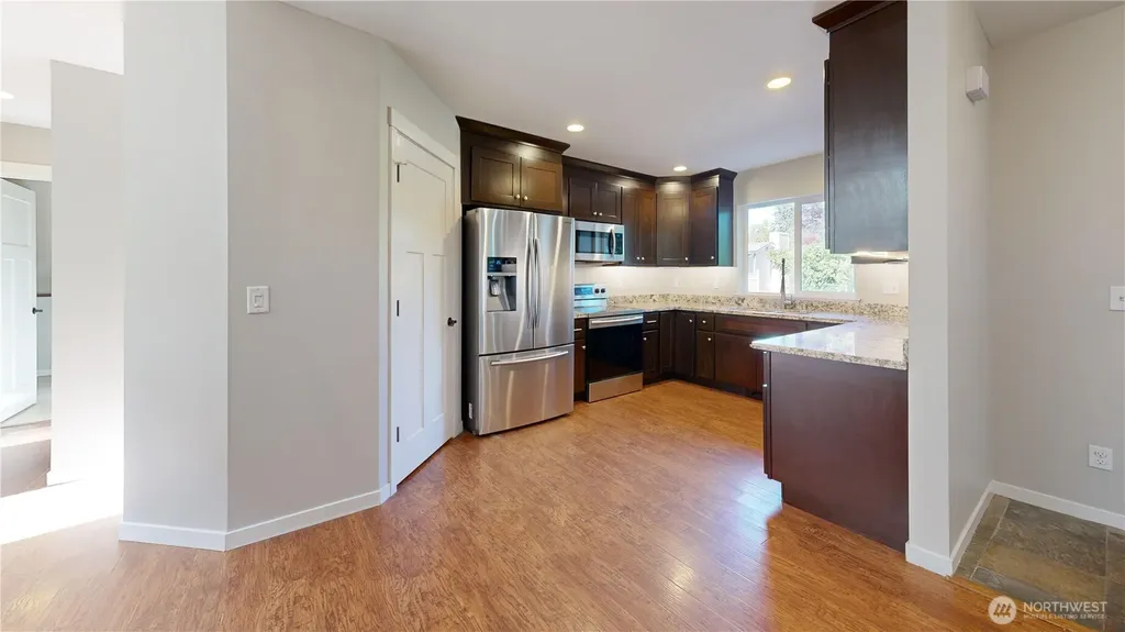 8836 E B Street Tacoma WA 98445