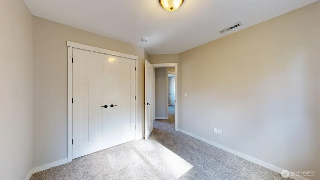 8836 E B Street Tacoma WA 98445