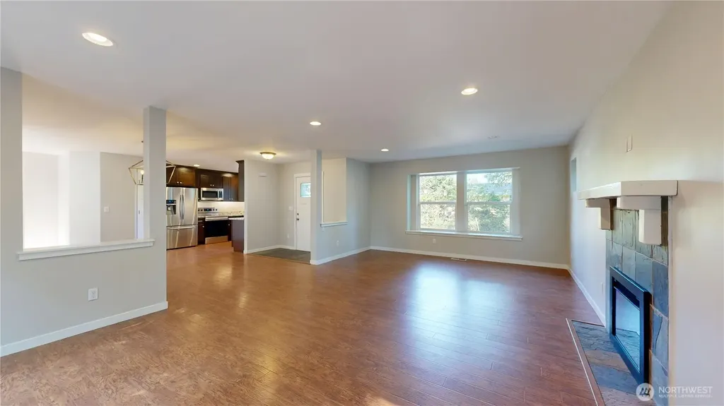 8836 E B Street Tacoma WA 98445