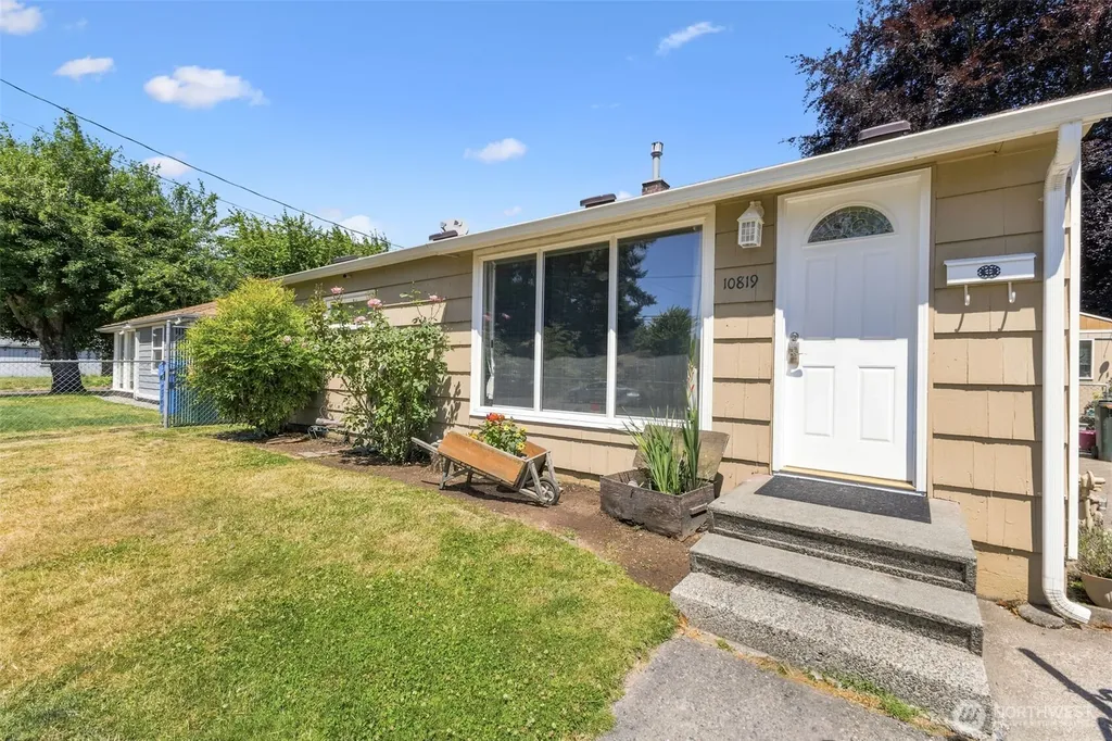 10819 53rd Street Ct E Puyallup WA 98372