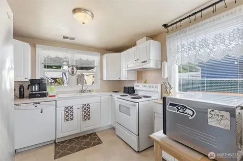 10819 53rd Street Ct E Puyallup WA 98372