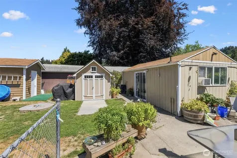10819 53rd Street Ct E Puyallup WA 98372