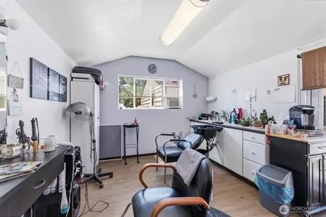 10819 53rd Street Ct E Puyallup WA 98372