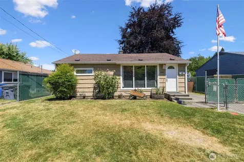 10819 53rd Street Ct E Puyallup WA 98372