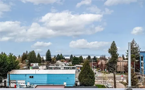 6307 34 Avenue SW Seattle WA 98126