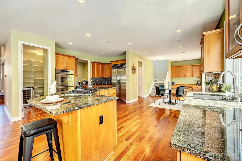 22187 NE 93rd Street Redmond WA 98053