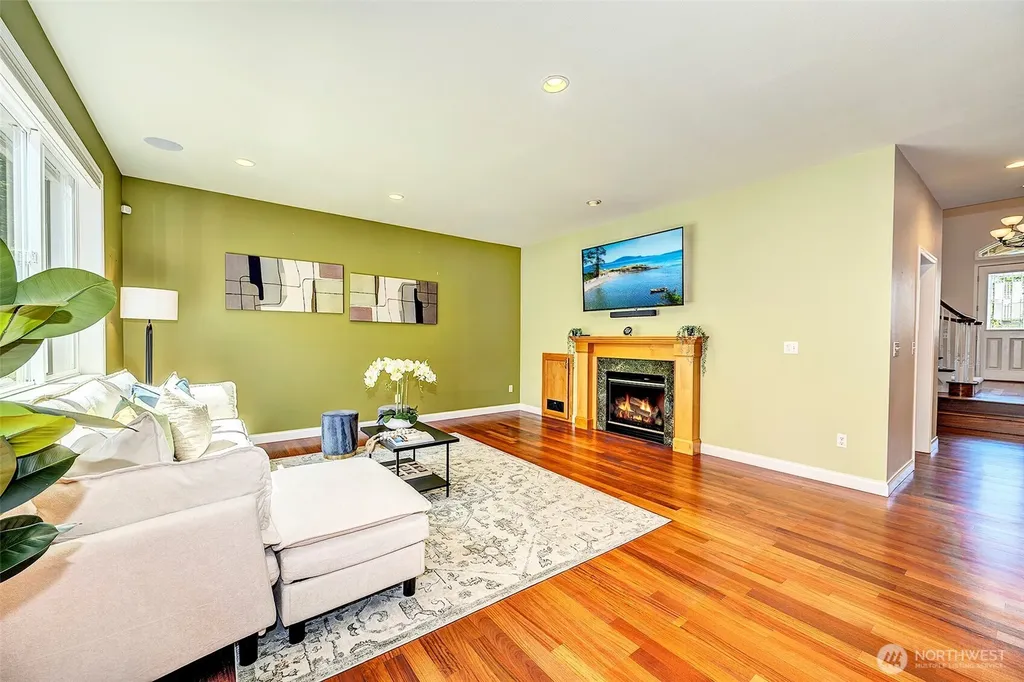 22187 NE 93rd Street Redmond WA 98053