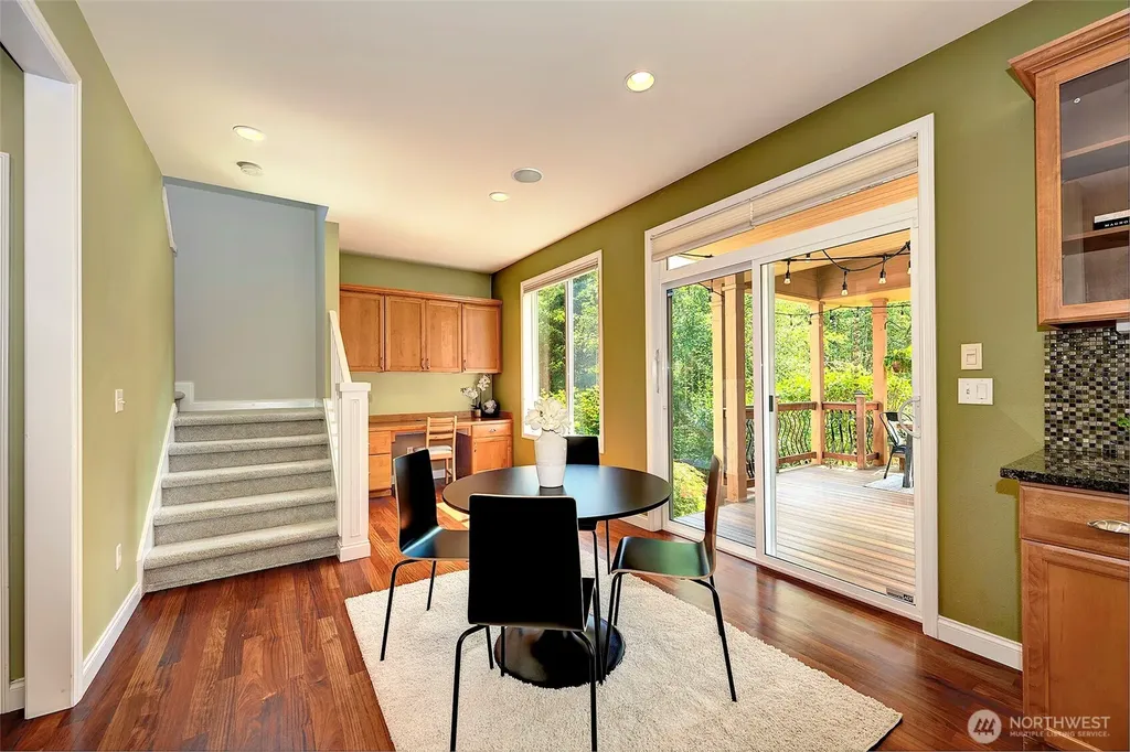 22187 NE 93rd Street Redmond WA 98053