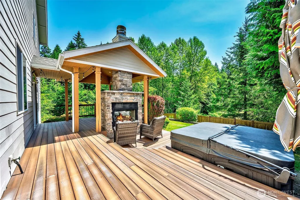 22187 NE 93rd Street Redmond WA 98053