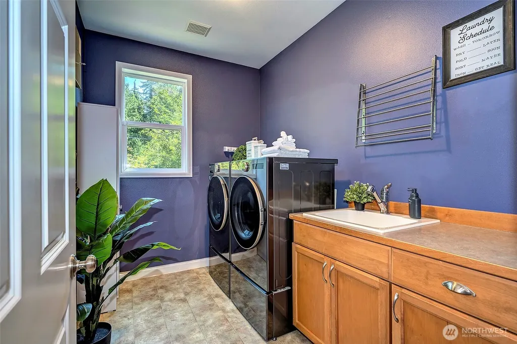 22187 NE 93rd Street Redmond WA 98053