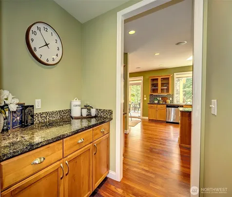 22187 NE 93rd Street Redmond WA 98053