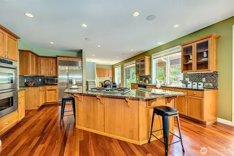 22187 NE 93rd Street Redmond WA 98053
