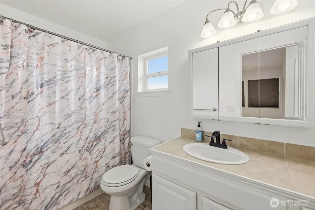 303 E Highland Drive Arlington WA 98223