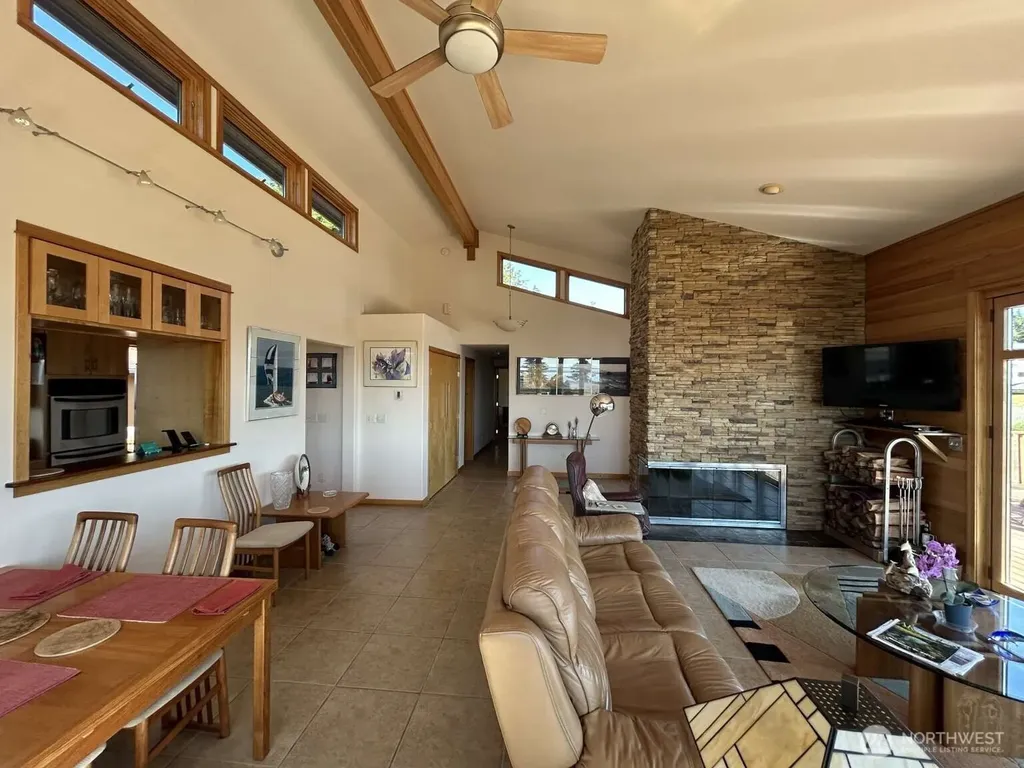 31 N Rhododendron Drive Port Townsend WA 98368
