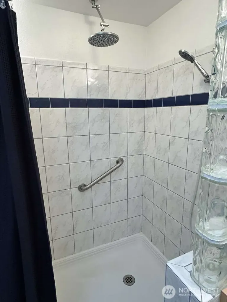 31 N Rhododendron Drive Port Townsend WA 98368