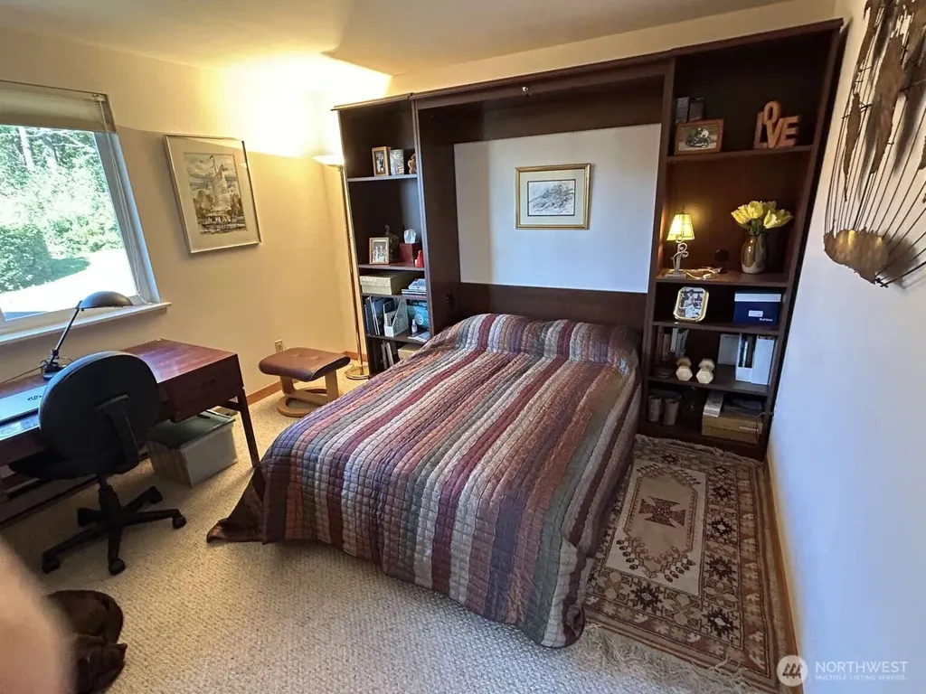 31 N Rhododendron Drive Port Townsend WA 98368