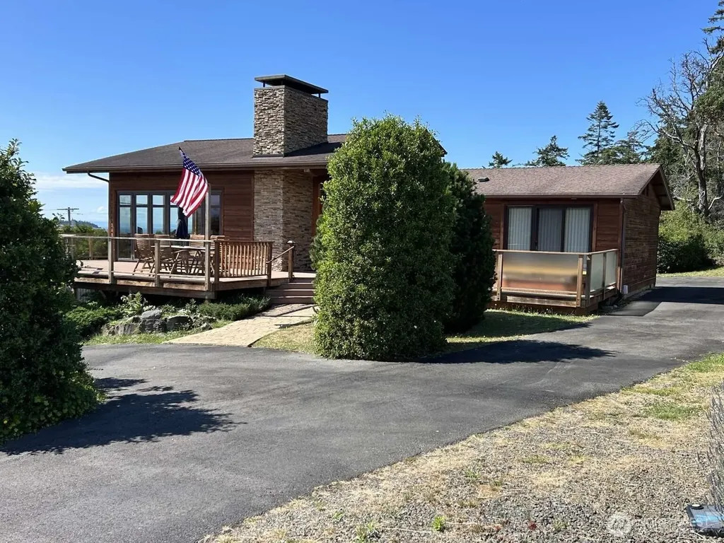 31 N Rhododendron Drive Port Townsend WA 98368