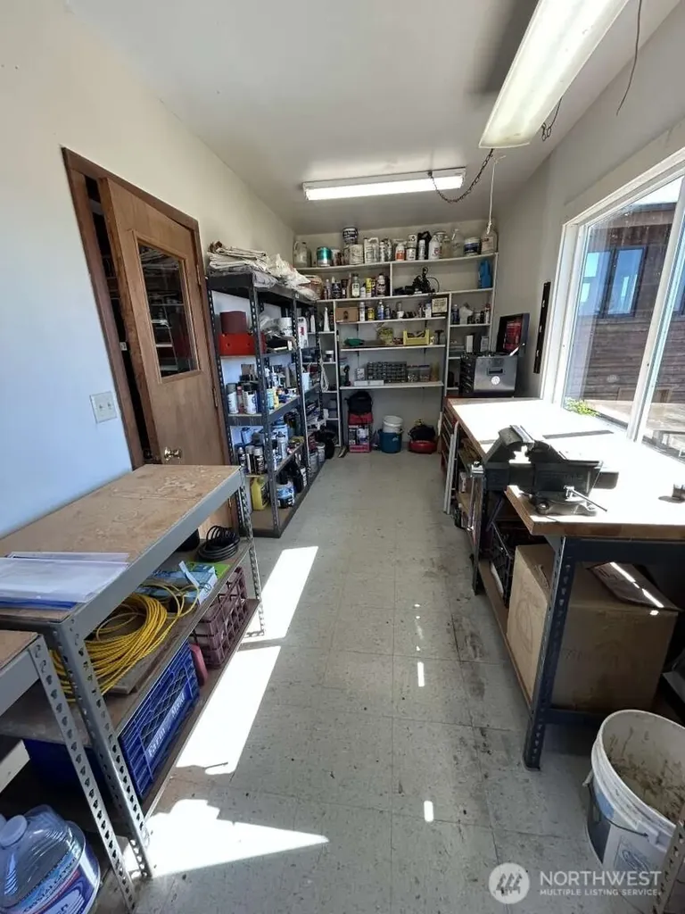 31 N Rhododendron Drive Port Townsend WA 98368