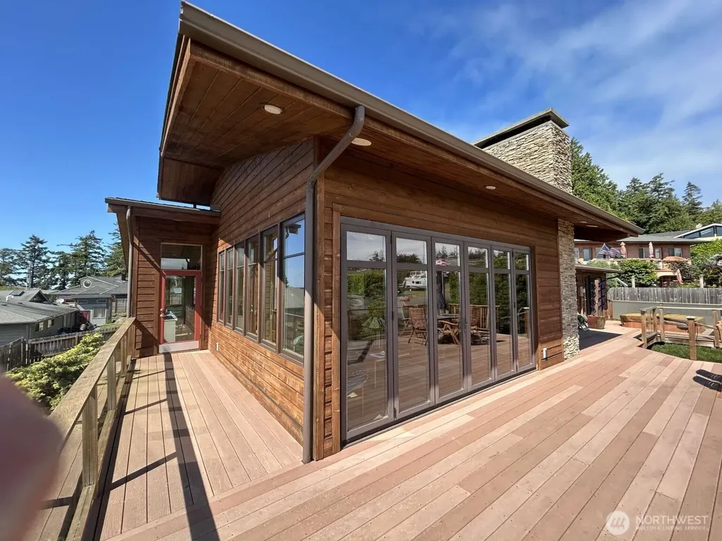 31 N Rhododendron Drive Port Townsend WA 98368