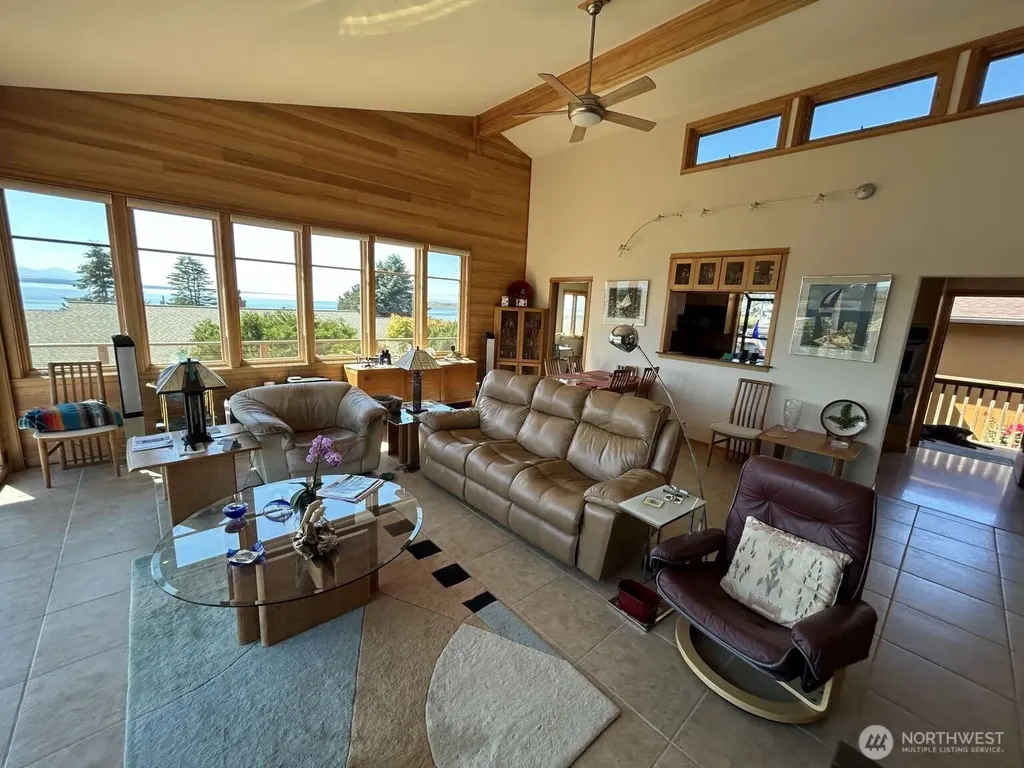 31 N Rhododendron Drive Port Townsend WA 98368