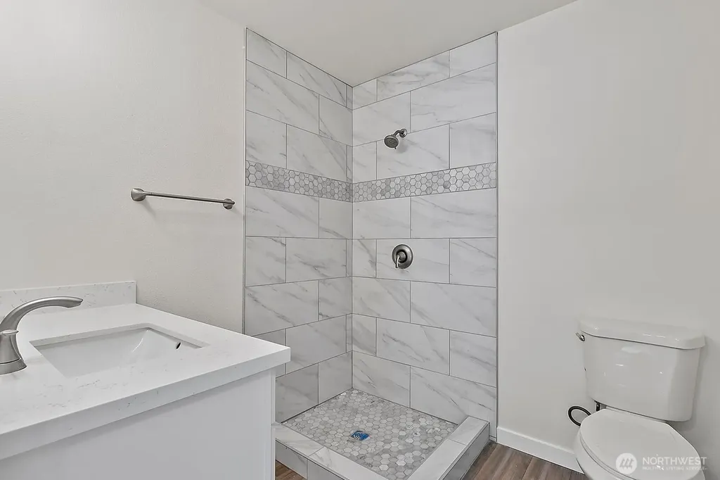 19019 SE 164th Street Renton WA 98058