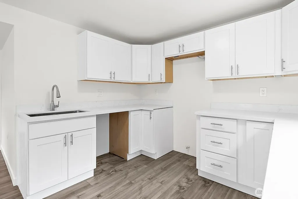 19019 SE 164th Street Renton WA 98058