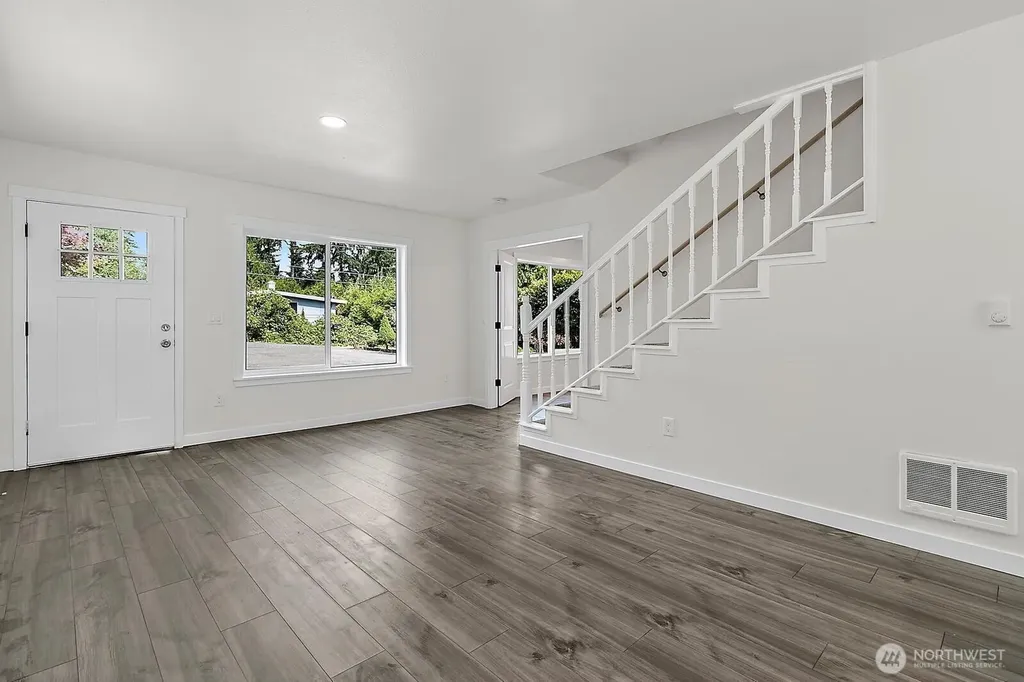19019 SE 164th Street Renton WA 98058