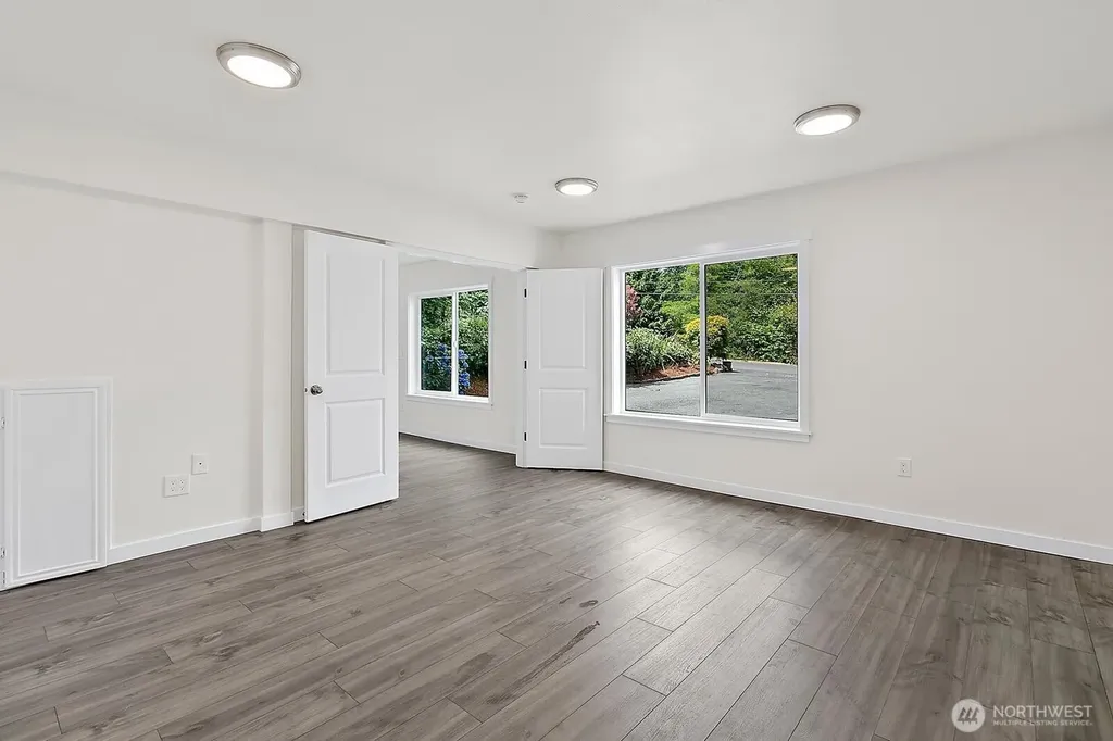 19019 SE 164th Street Renton WA 98058