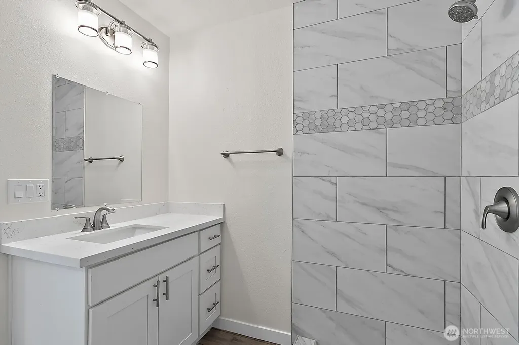 19019 SE 164th Street Renton WA 98058