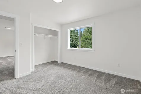19019 SE 164th Street Renton WA 98058