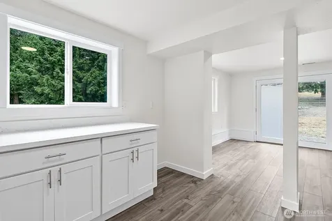 19019 SE 164th Street Renton WA 98058