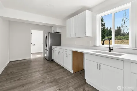 19019 SE 164th Street Renton WA 98058