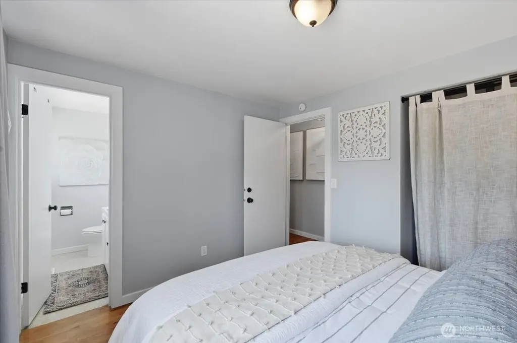 10236 11th Avenue SW Seattle WA 98146