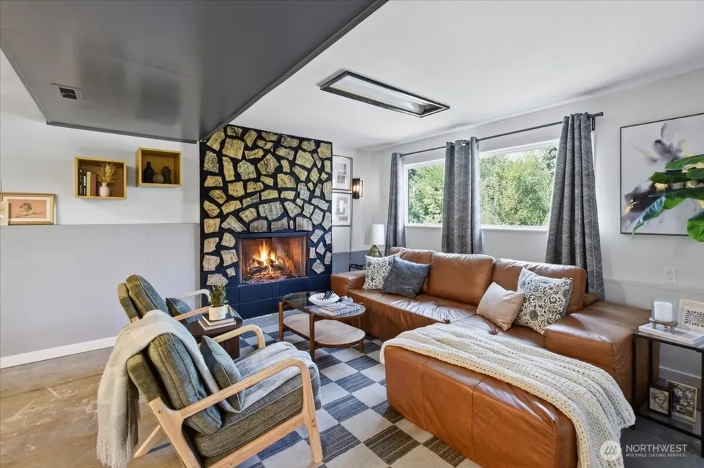 10236 11th Avenue SW Seattle WA 98146