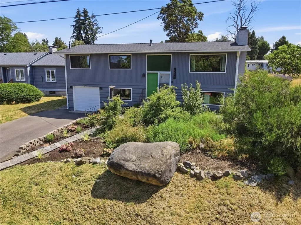 10236 11th Avenue SW Seattle WA 98146