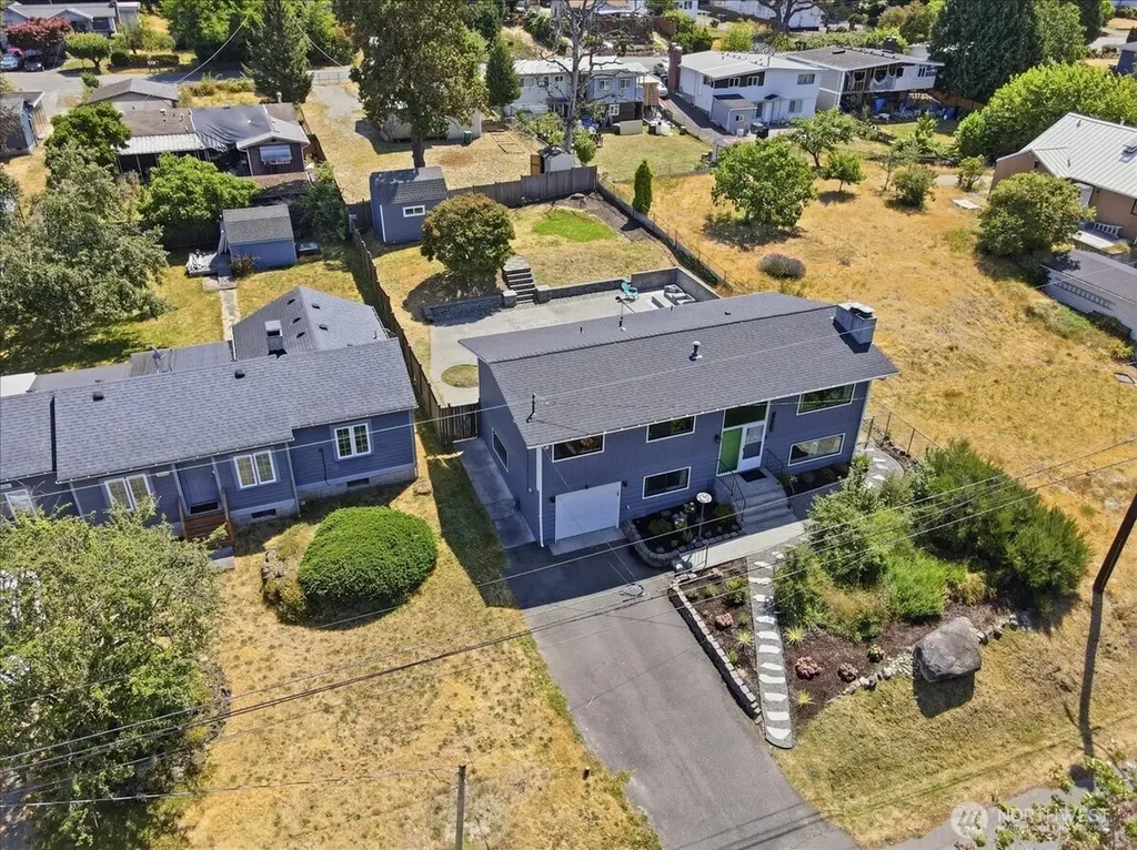 10236 11th Avenue SW Seattle WA 98146