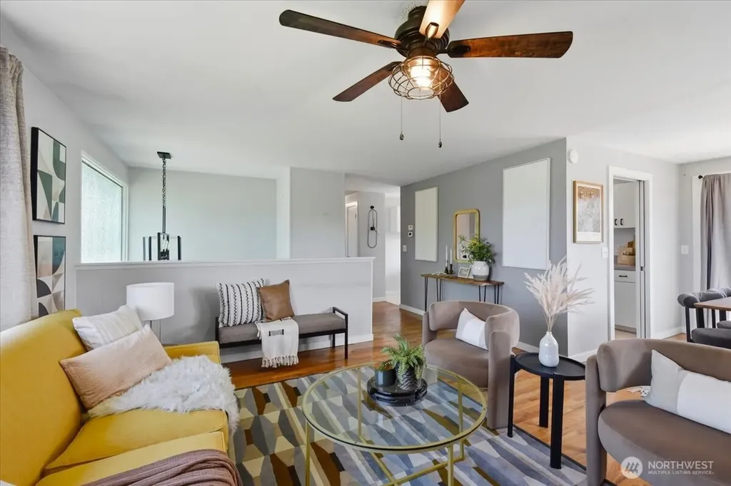 10236 11th Avenue SW Seattle WA 98146