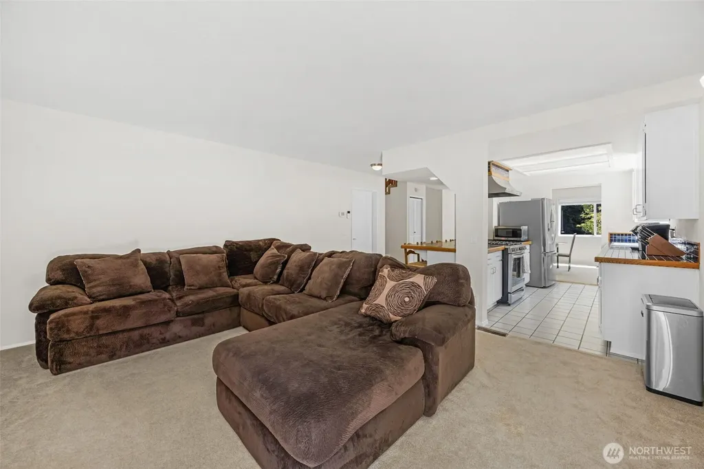 10128 63rd Place W Mukilteo WA 98275